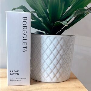 🆕 Borboleta Breakdown MakeUp Remover